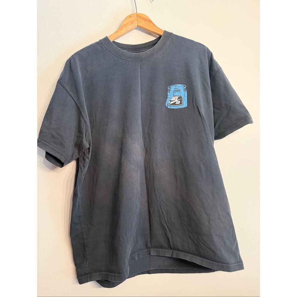 Nike SB Black Paint Cans Graphic Logo Short Sleeve Loose Fit T-Shirt‎ Size Large